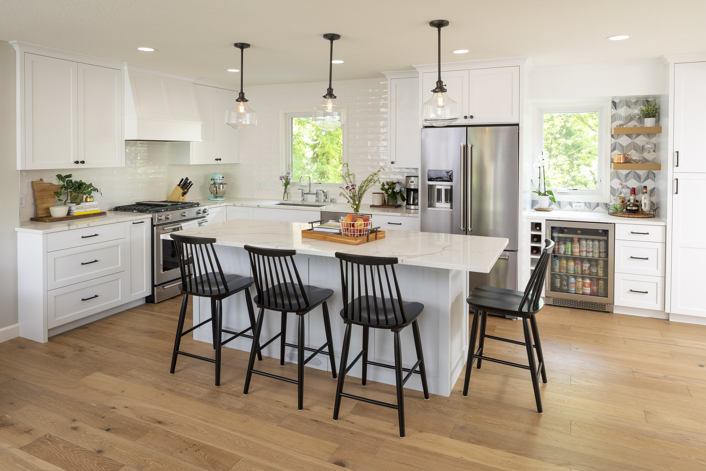 AMEK Bloomington Kitchen July 2021 G9A0176.2 Web 4