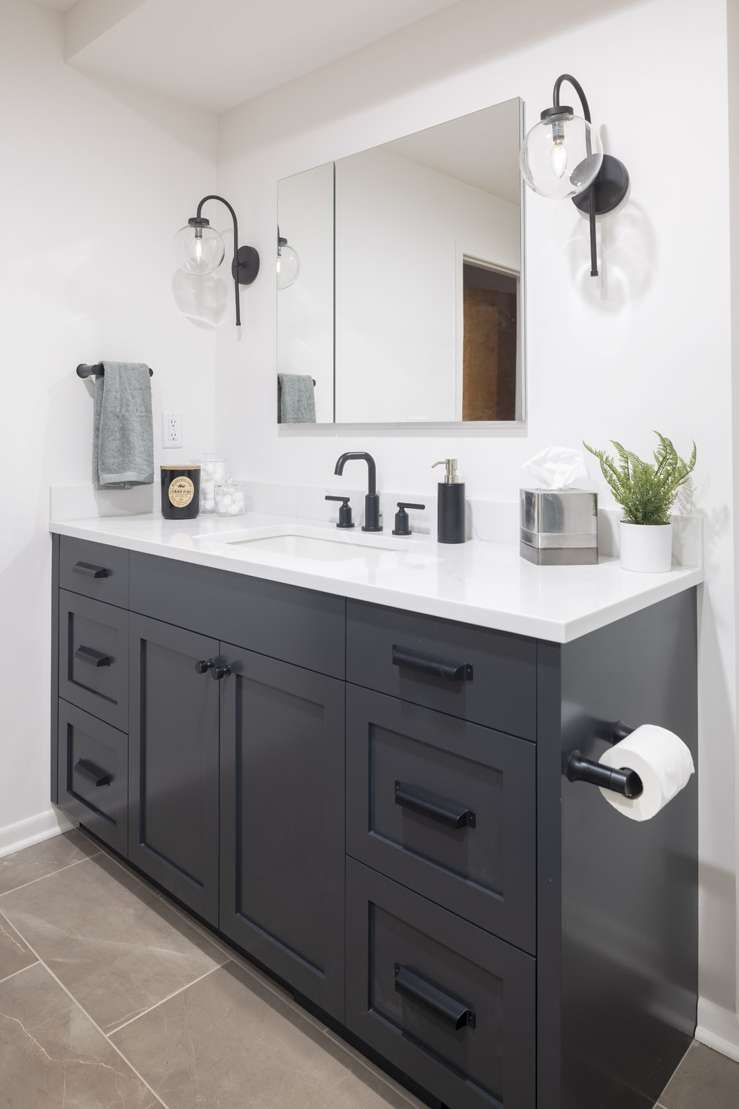 AMEK Bloomington Main 2022 92A0530 Web