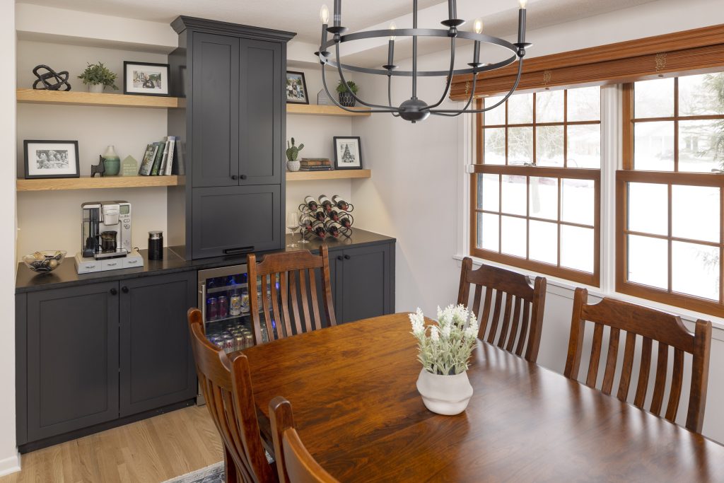 AMEK Bloomington Main 2023 92A1725 Web 1024x683 1