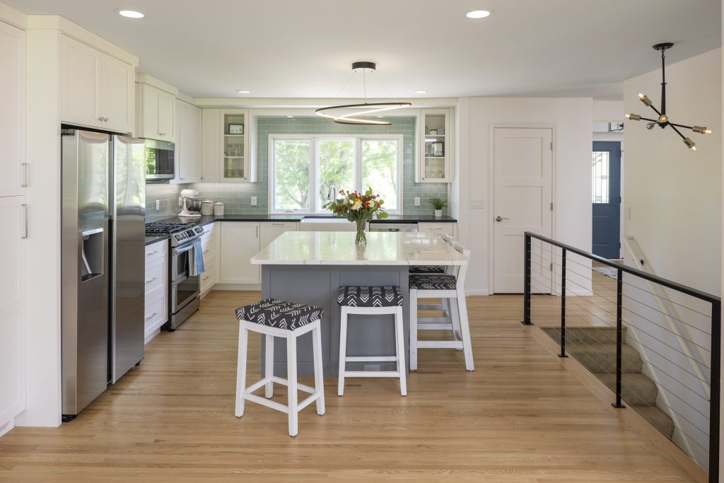 AMEK Bloomington Main Level 2024 92A0366 Web 1024x683