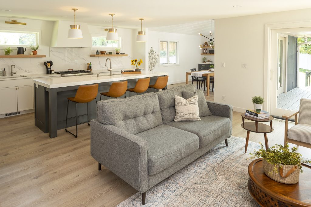 AMEK Bloomington Whole Home August 2021 G9A2957 Web 1024x683 1