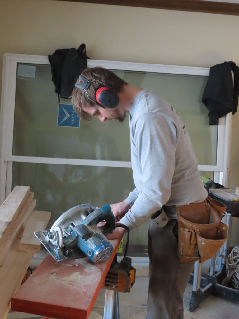 AMEK Carpenter IMG 8459 scaled 1 768x1024