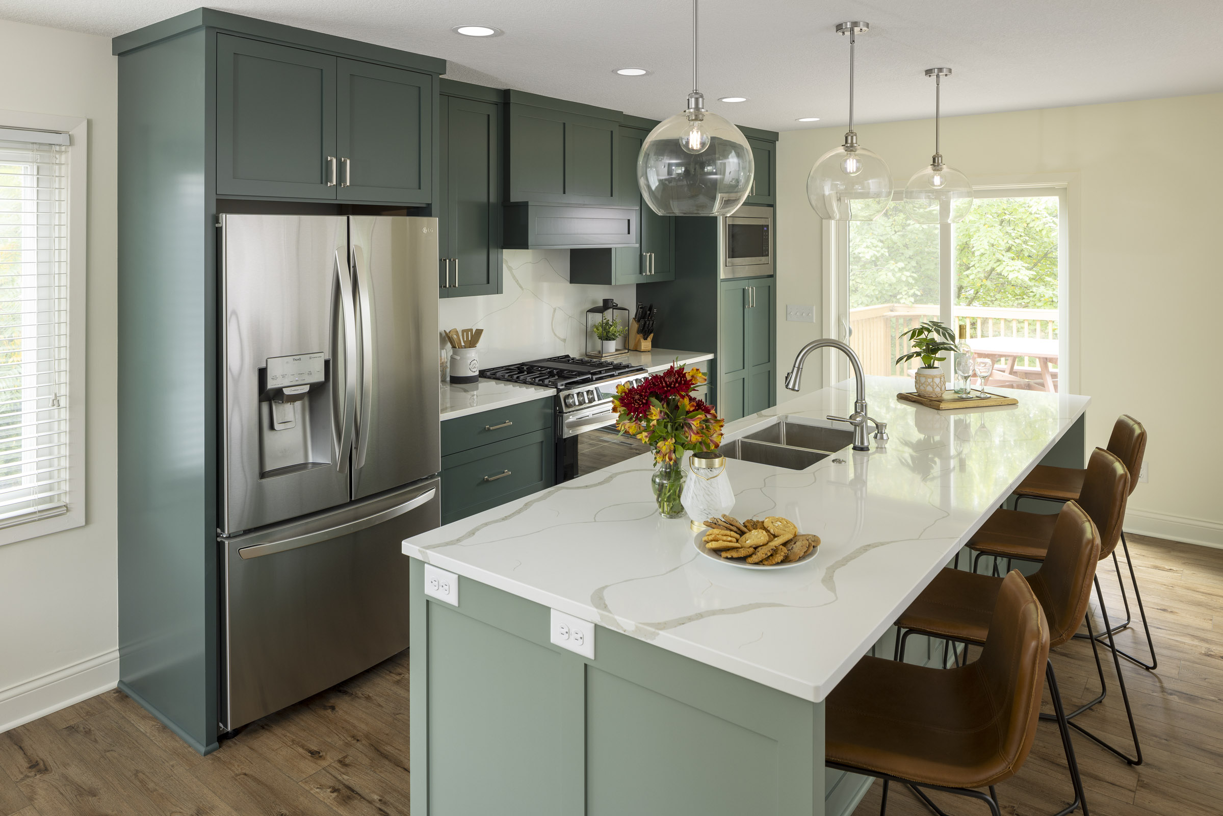 AMEK Eden Prairie Kitchen 2023 92A6644.2 JPEG Web