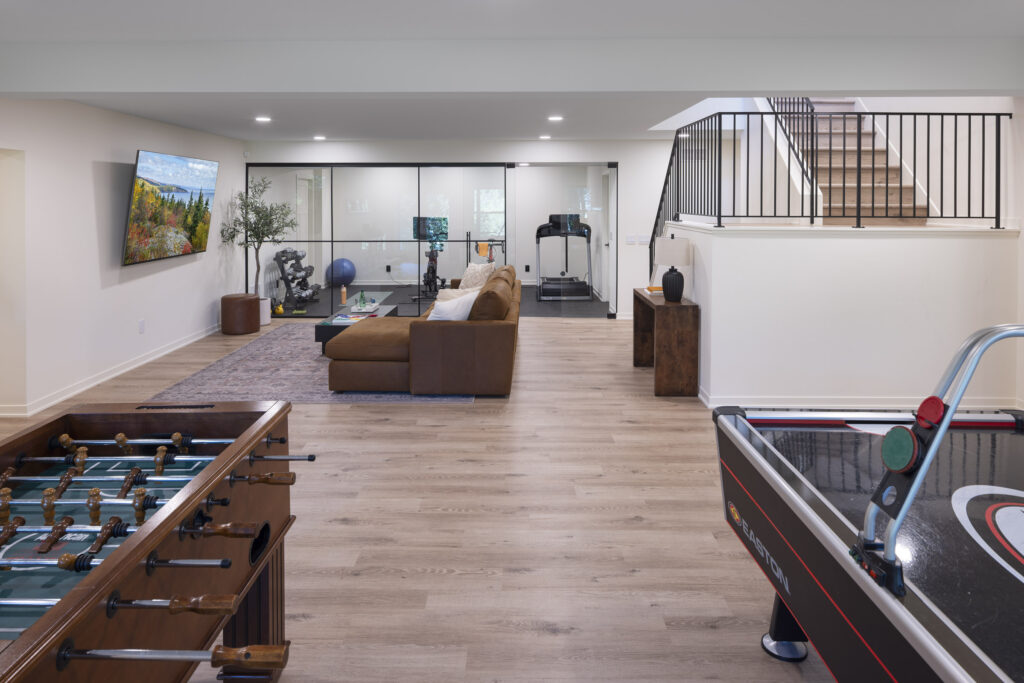 AMEK Edina Lower Level 2025 58A6324 Web 1024x683 1