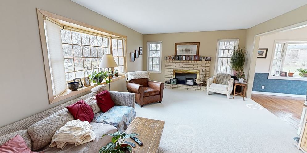 AMEK Golden Valley Before Living Room 2024 1