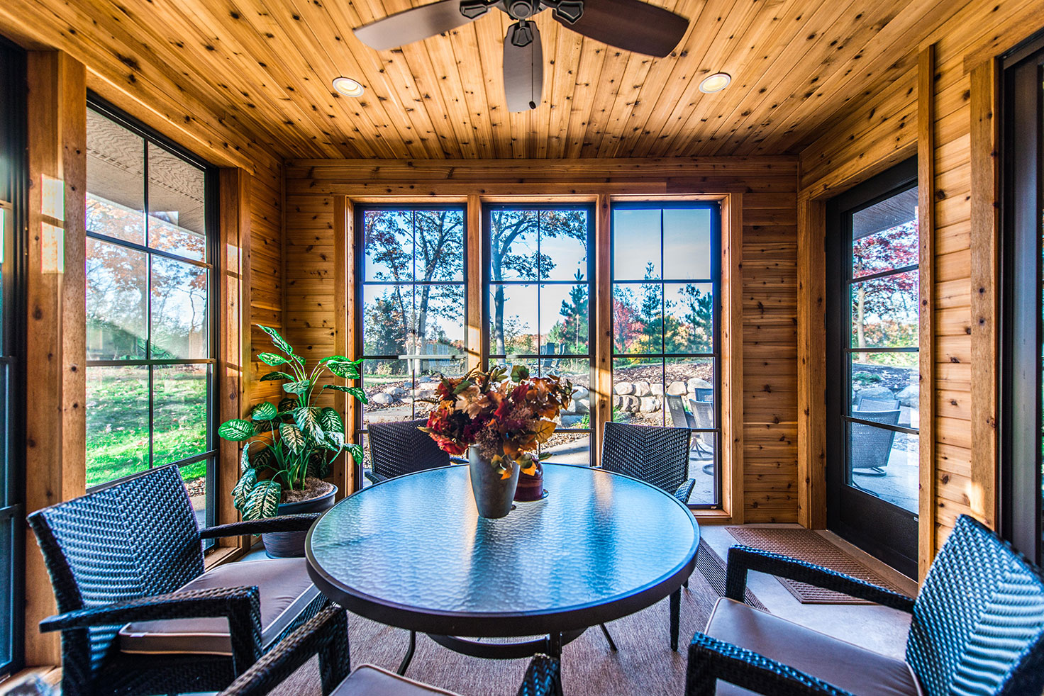 AMEK Mendota Heights Porch Interior DSC6603 70 web