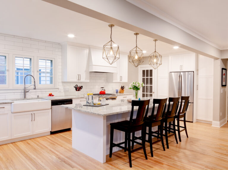 AMEK Minneapolis Kitchen 2019 10001 768x572