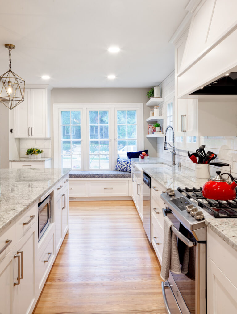 AMEK Minneapolis Kitchen 2019 10007 768x1017