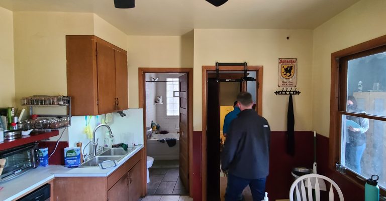 AMEK Minneapolis Kitchen Before Side 2021 20210512 135721 768x401 1