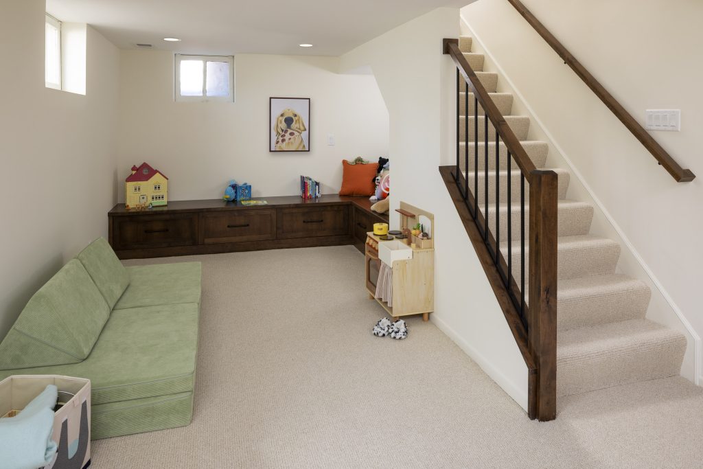 AMEK Mpls Kitchen Basement 2024 92A8053 Web 1024x683