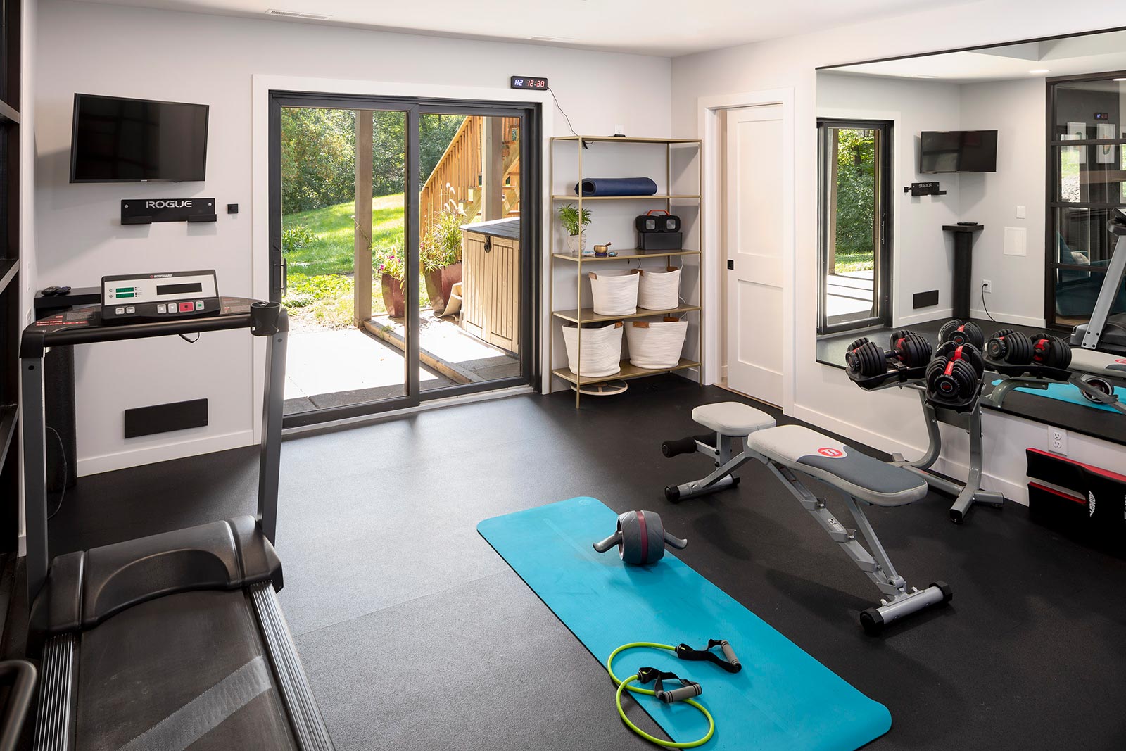 AMKE INSPIRING WORKOUT AREA Image