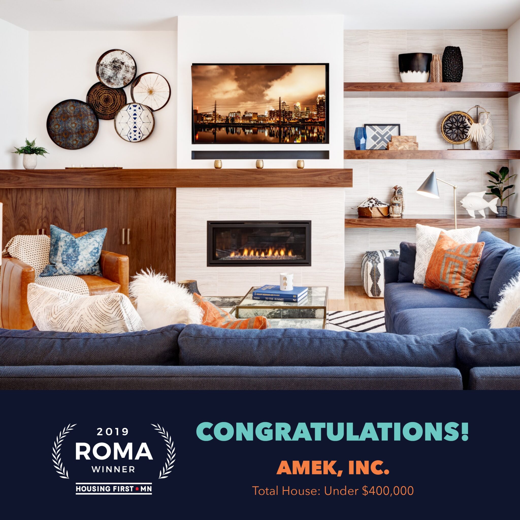 ROMA Pic with ROMA Logo 2019 2048x2048