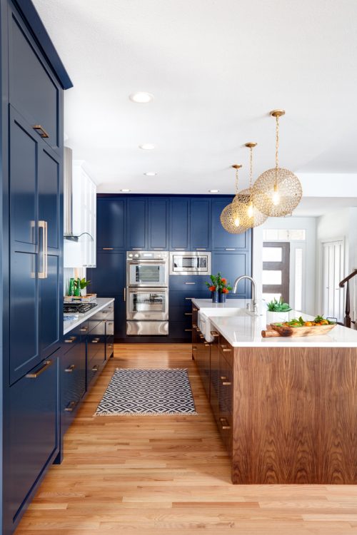 14-AMEK-Bloomington-2019-Kitchen-Straight-10012
